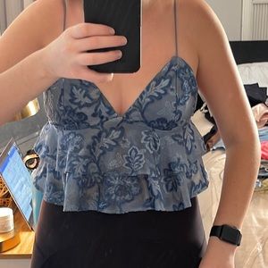 Dress forum floral detailed blue crop top